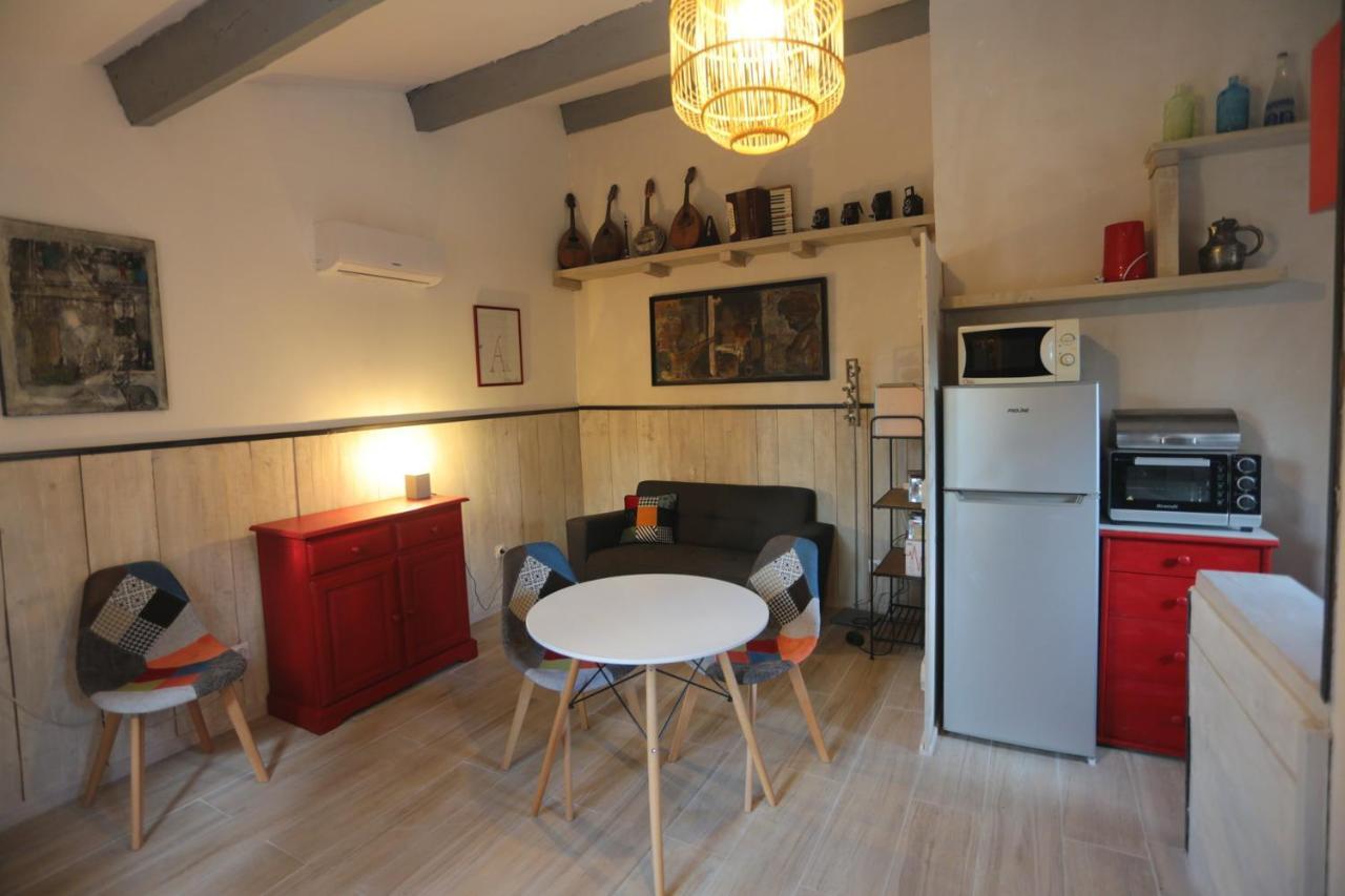 Villa Luberon Des Artistes 2 Apt Exterior foto